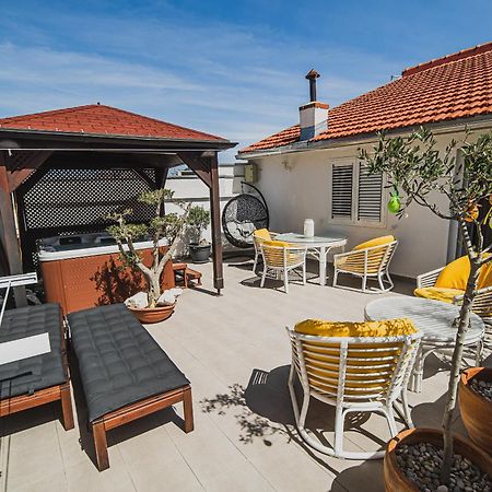 Downtown Luxury Apartments With Hot Tub Vodice Rom bilde