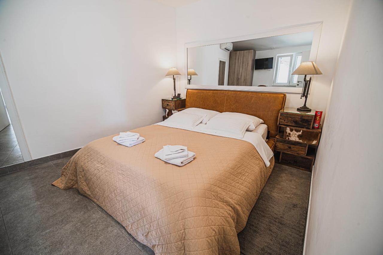 Downtown Luxury Apartments With Hot Tub Vodice Eksteriør bilde