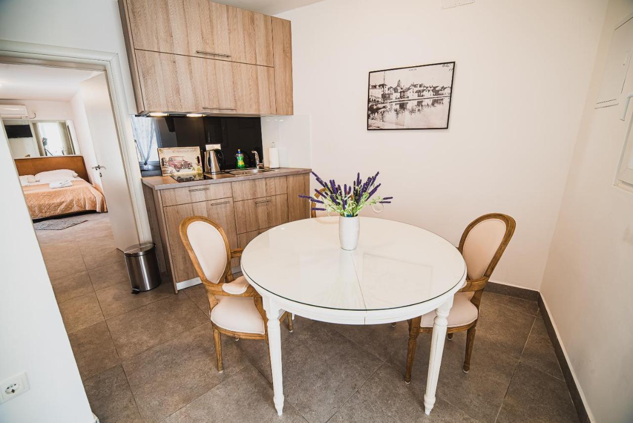 Downtown Luxury Apartments With Hot Tub Vodice Eksteriør bilde