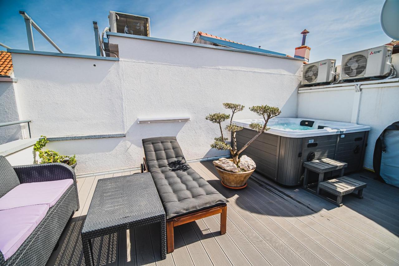Downtown Luxury Apartments With Hot Tub Vodice Eksteriør bilde