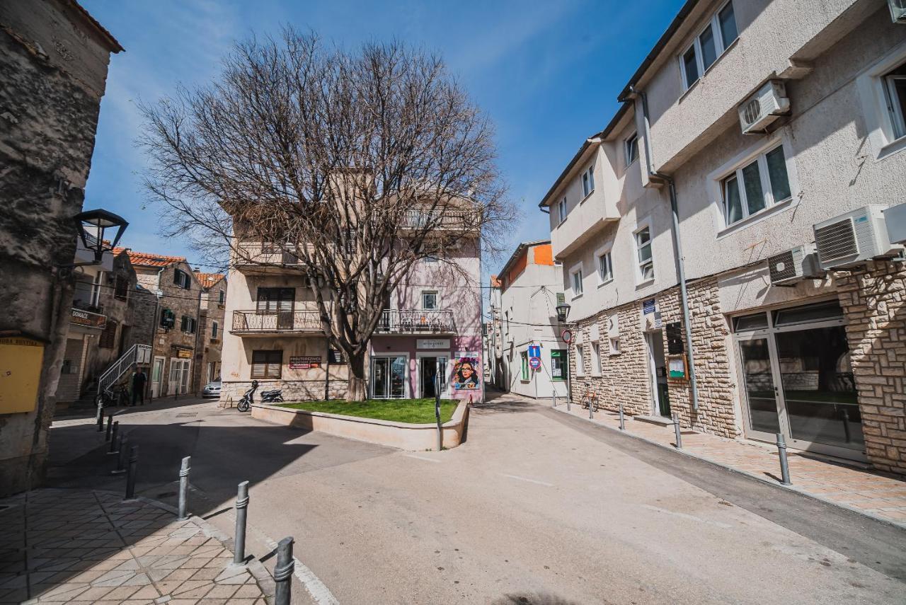 Downtown Luxury Apartments With Hot Tub Vodice Eksteriør bilde