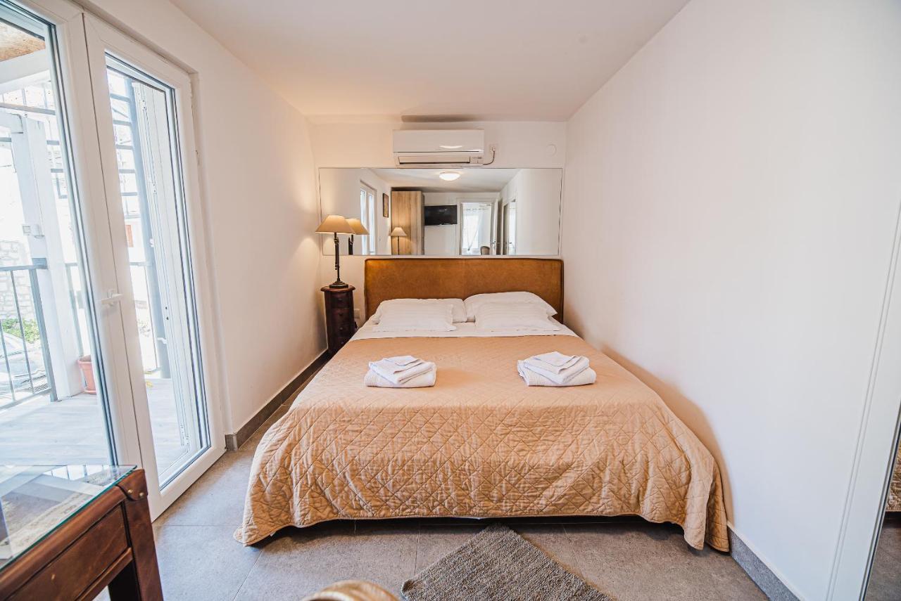 Downtown Luxury Apartments With Hot Tub Vodice Eksteriør bilde