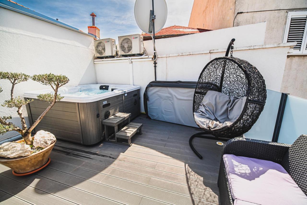 Downtown Luxury Apartments With Hot Tub Vodice Eksteriør bilde