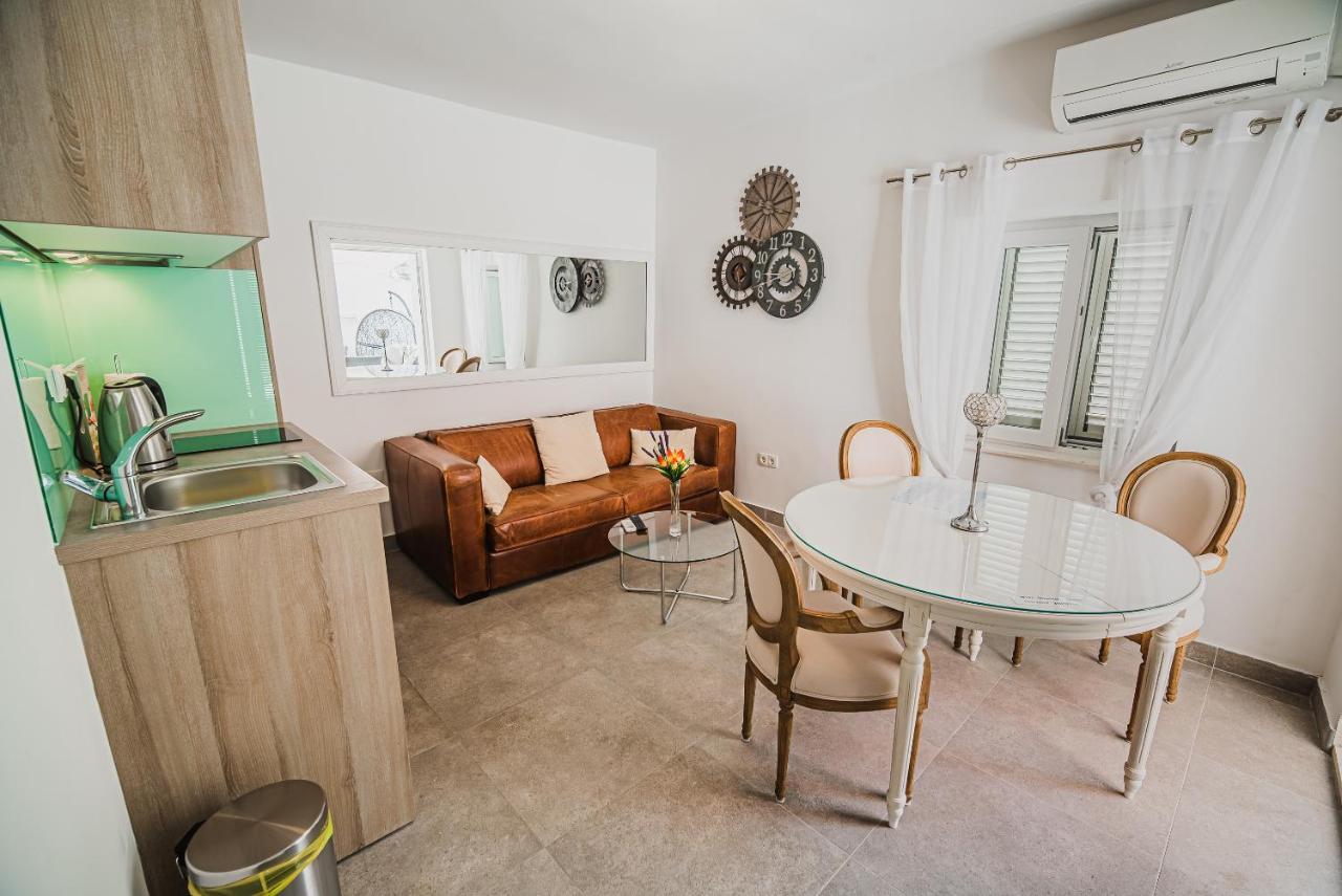 Downtown Luxury Apartments With Hot Tub Vodice Eksteriør bilde