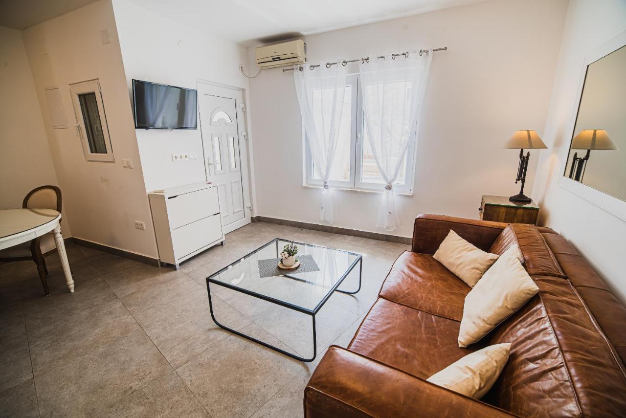 Downtown Luxury Apartments With Hot Tub Vodice Eksteriør bilde