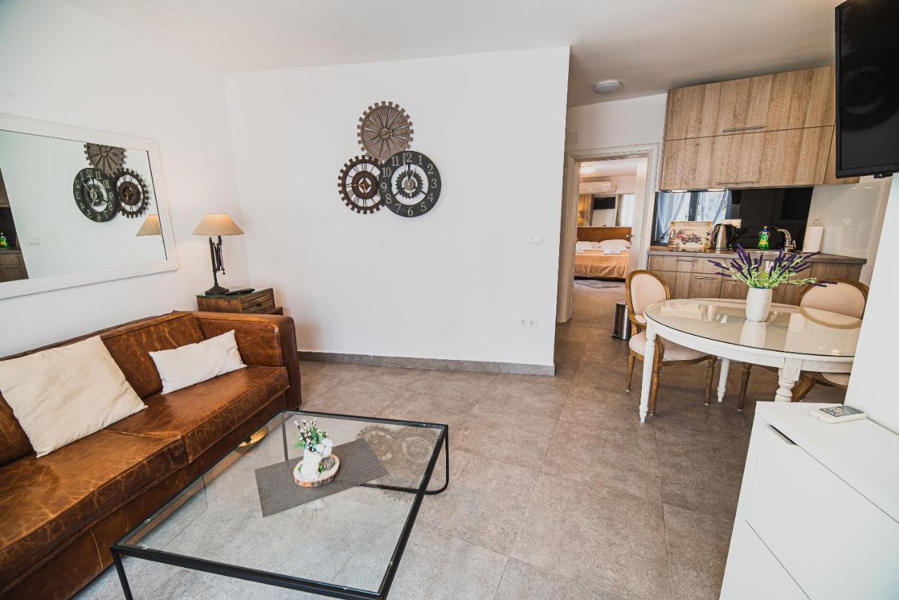 Downtown Luxury Apartments With Hot Tub Vodice Eksteriør bilde