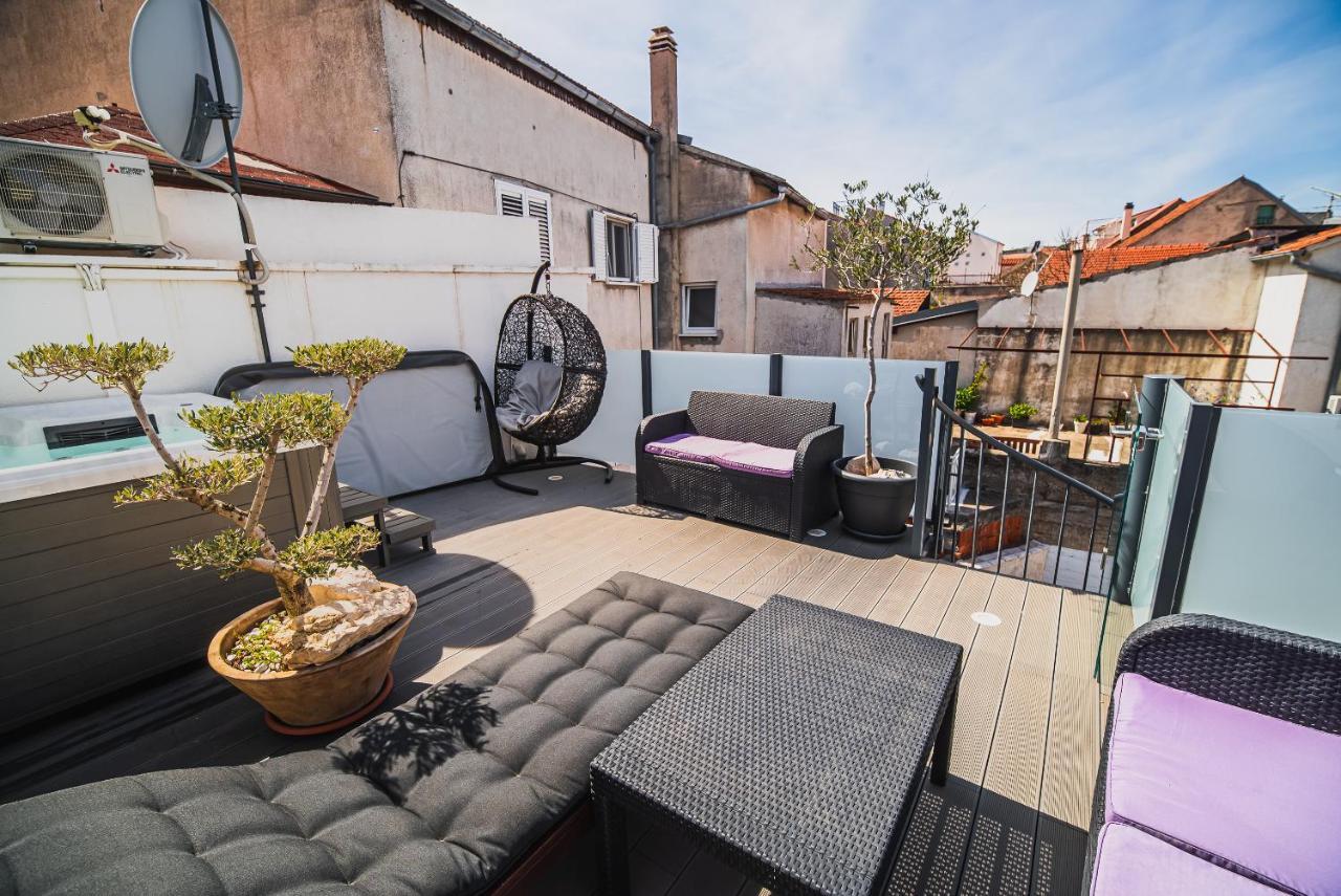 Downtown Luxury Apartments With Hot Tub Vodice Eksteriør bilde